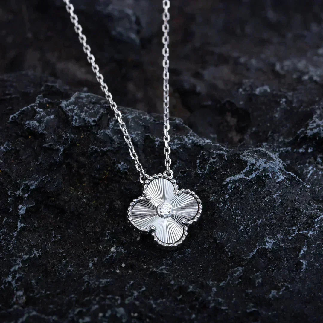 [Stars Jewelry]CLOVER  15MM DIAMOND LASER NECKLACE SILVER