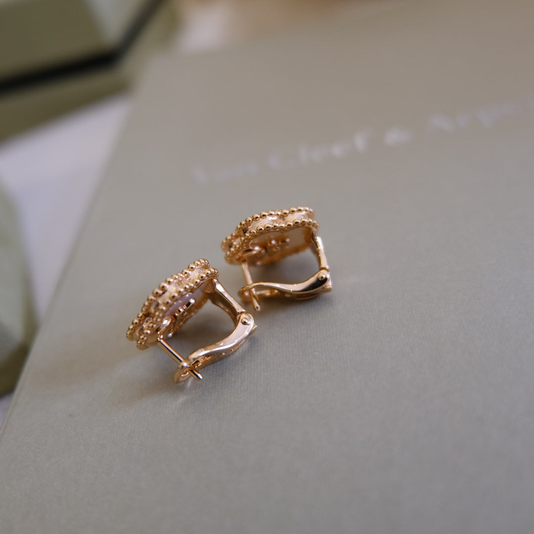 [Stars Jewelry]LUCKY PINK GOLD WHITE MOP EARRINGS