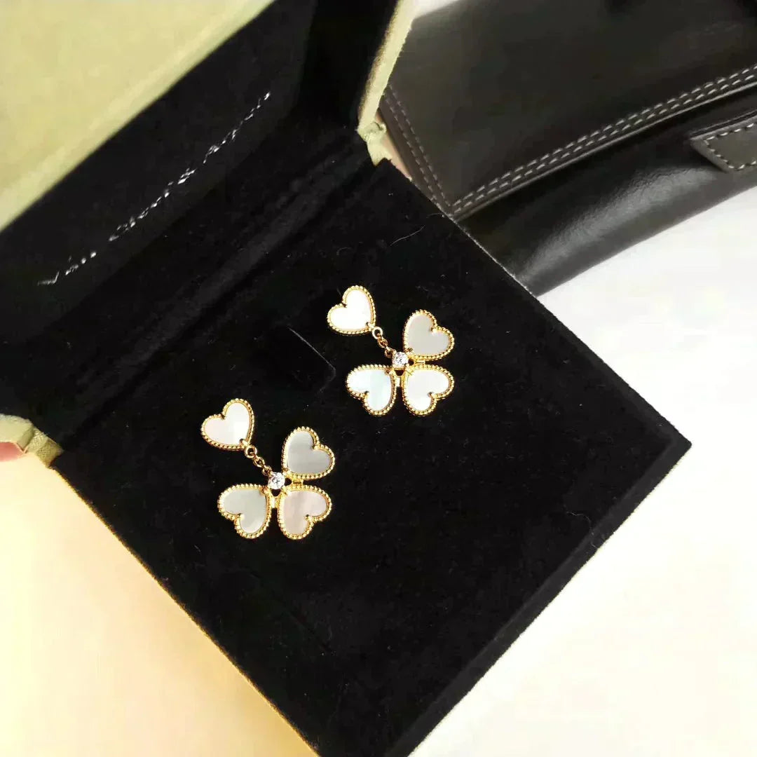[Stars Jewelry]CLOVER SWEET WHITE MOP EARRINGS