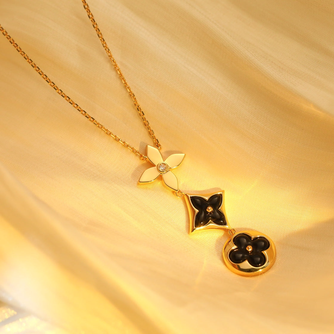 [Stars Jewelry]STAR AND SUN ONYX PINK GOLD NECKLACE