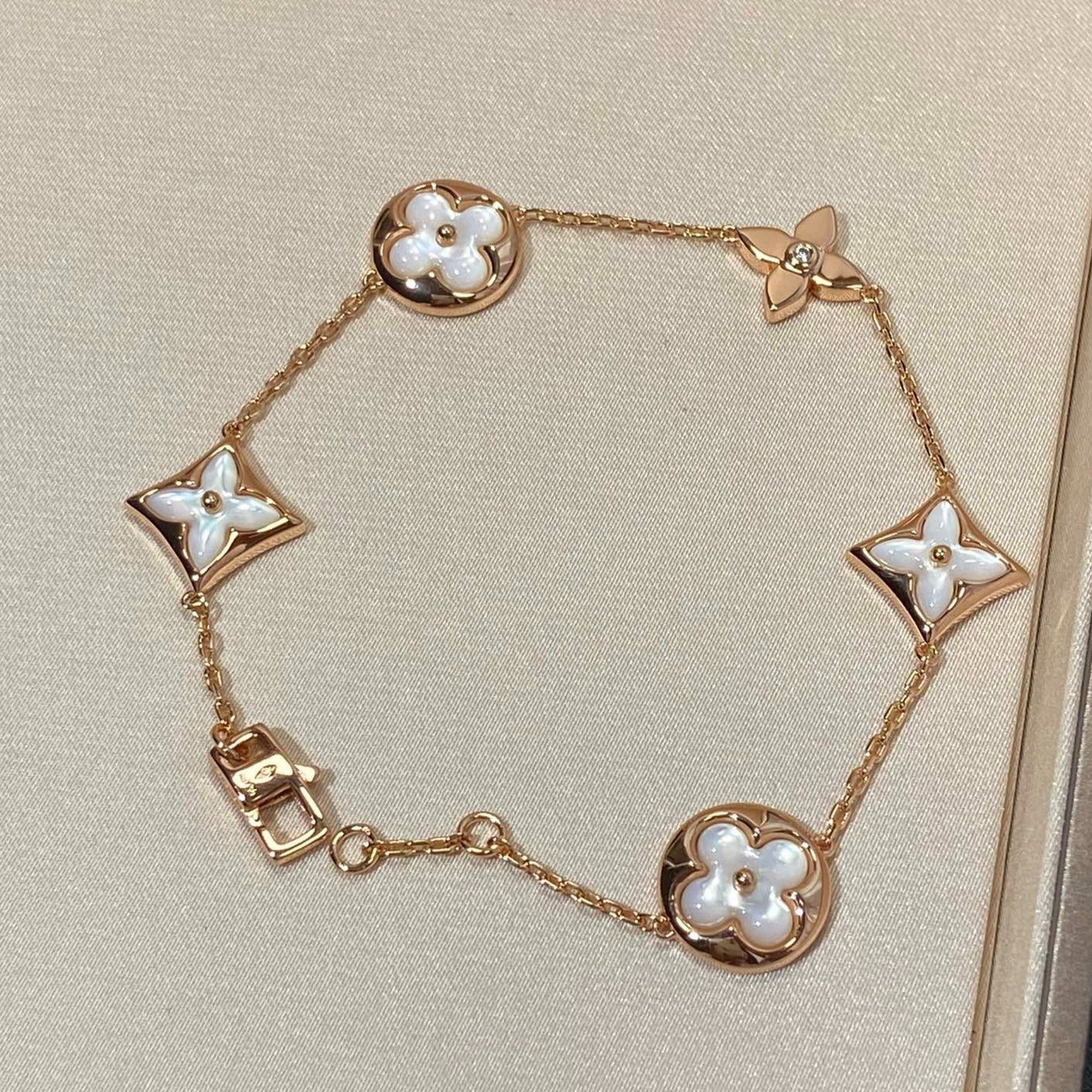 [Stars Jewelry]STAR AND SUN 5 MOTIF MOP PINK GOLD BRACELET
