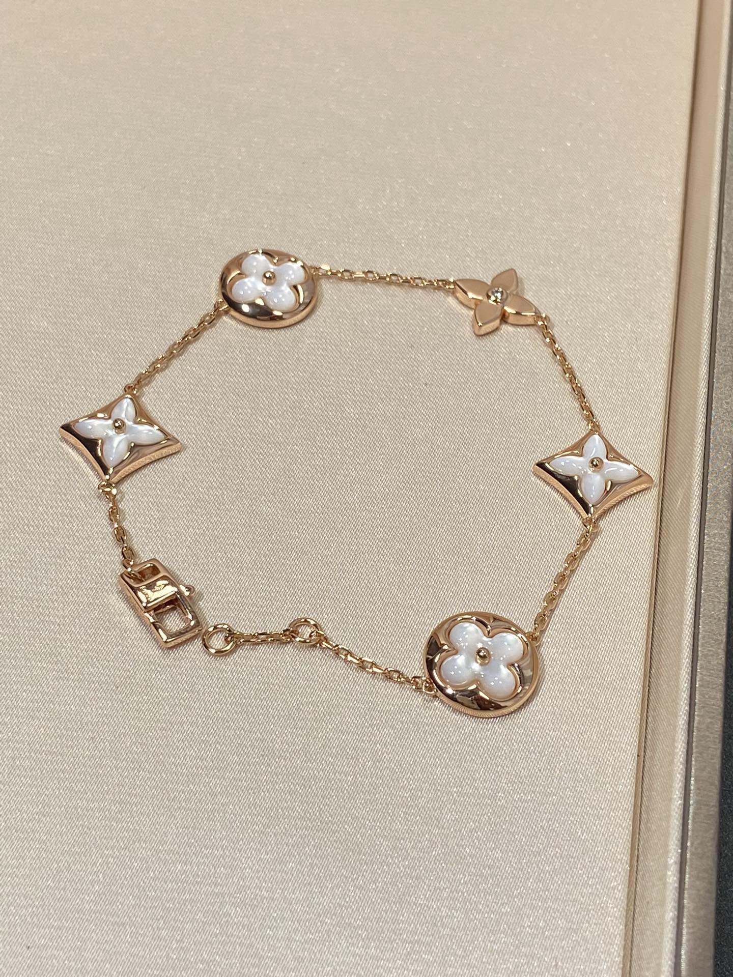 [Stars Jewelry]STAR AND SUN 5 MOTIF MOP PINK GOLD BRACELET