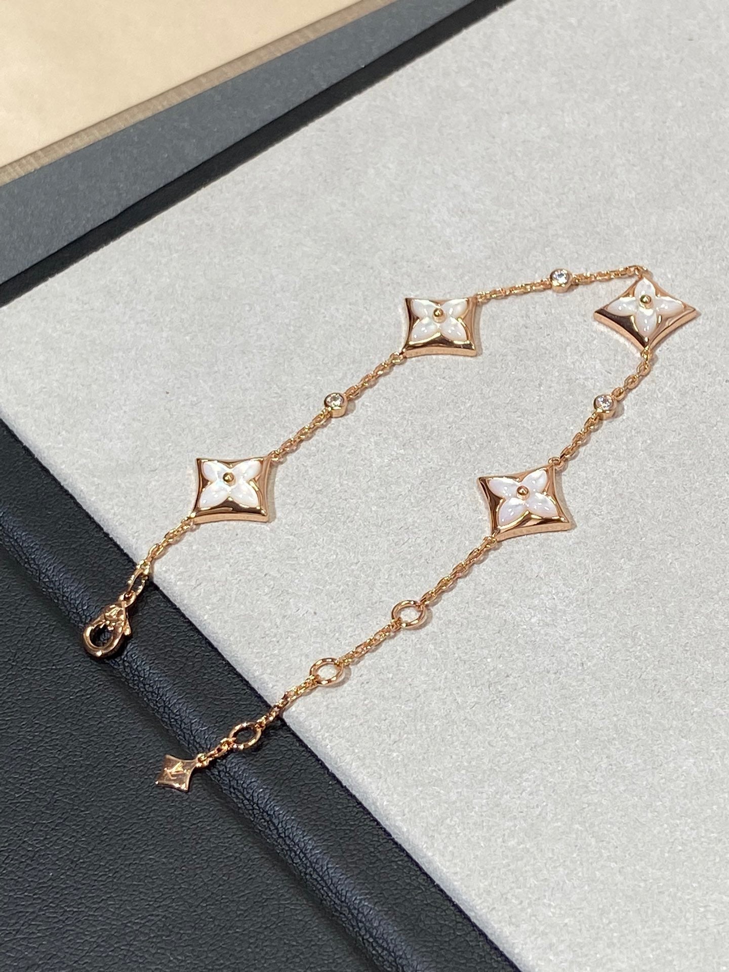 [Stars Jewelry]STAR 4 MOTIF MOP DIAMOND PINK GOLD BRACELET