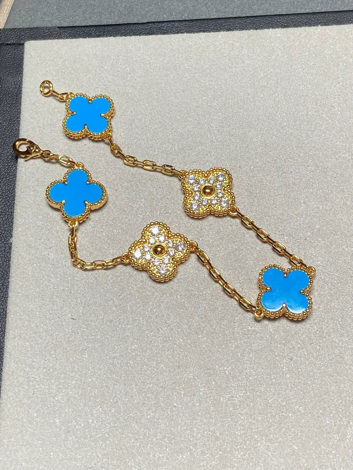 [Stars Jewelry] CLOVER 5 MOTIF BLUE AGATE BRACELET COLLECTION