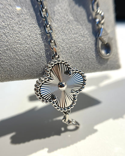 [Stars Jewelry] CLOVER 5 MOTIF LASER BRACELET COLLECTION