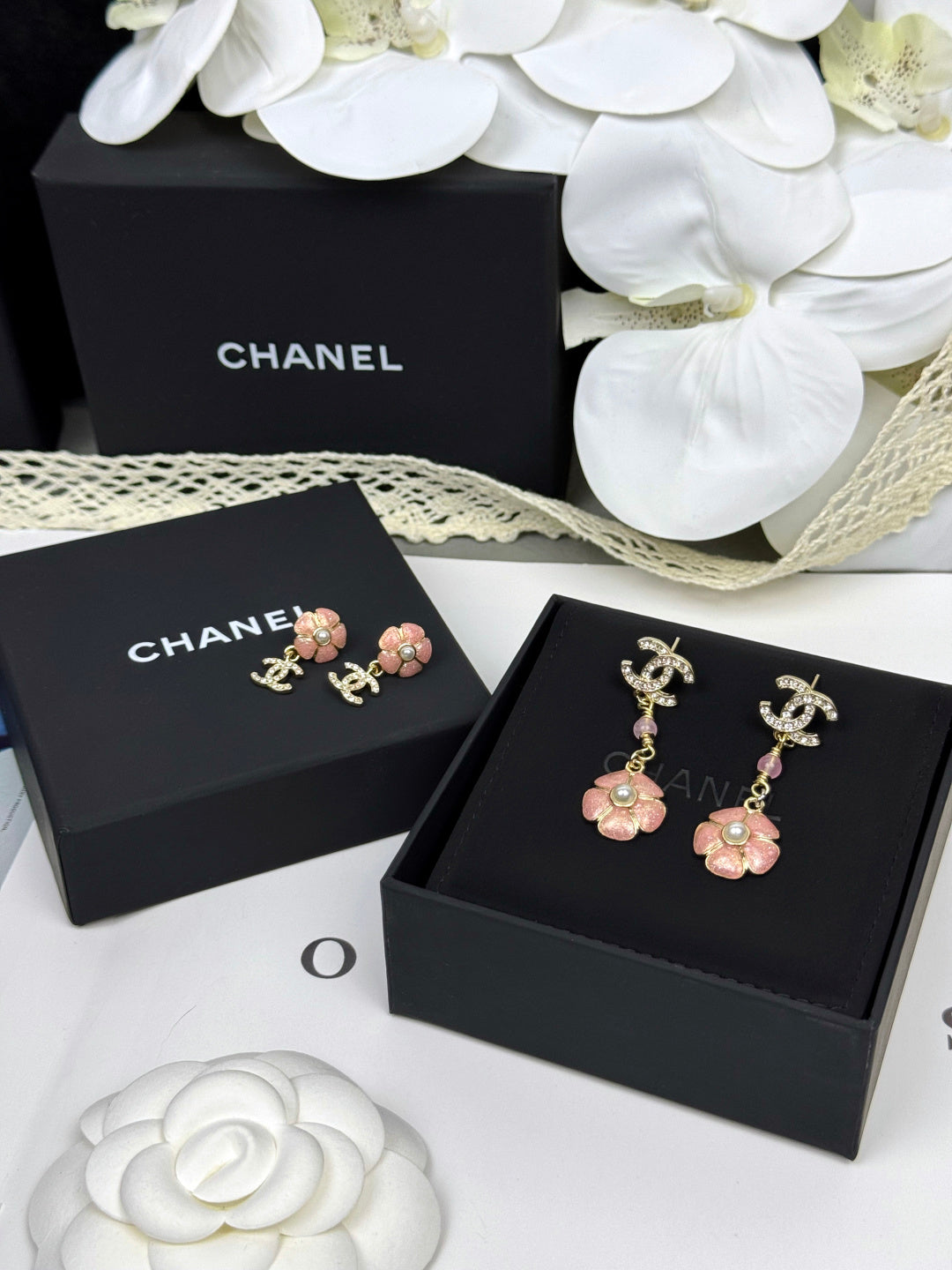 [Stars Jewelry]26C Pink Camellia Enamel Pendant with Double C Earrings
