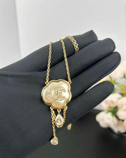 [Stars Jewelry]Cloud Pearl Mother-of-Pearl Diamond Chain Pendant Necklace