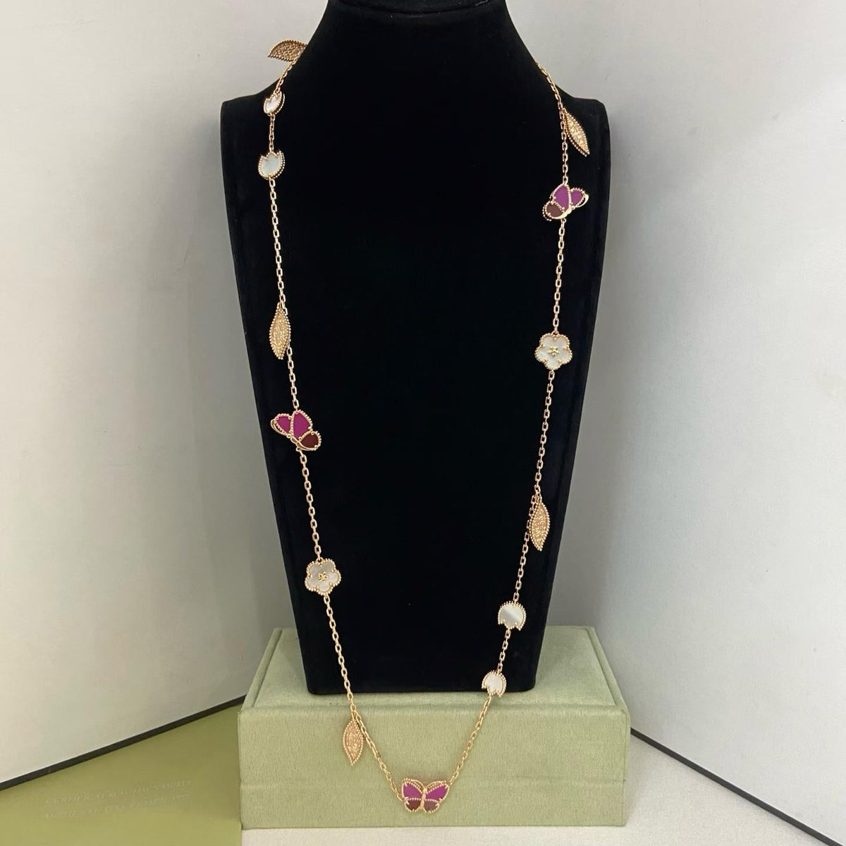 [Stars  Jewelry]ROSE QUARTZ MIXED FLOWER BUTTERFLY SWEATER CHAIN