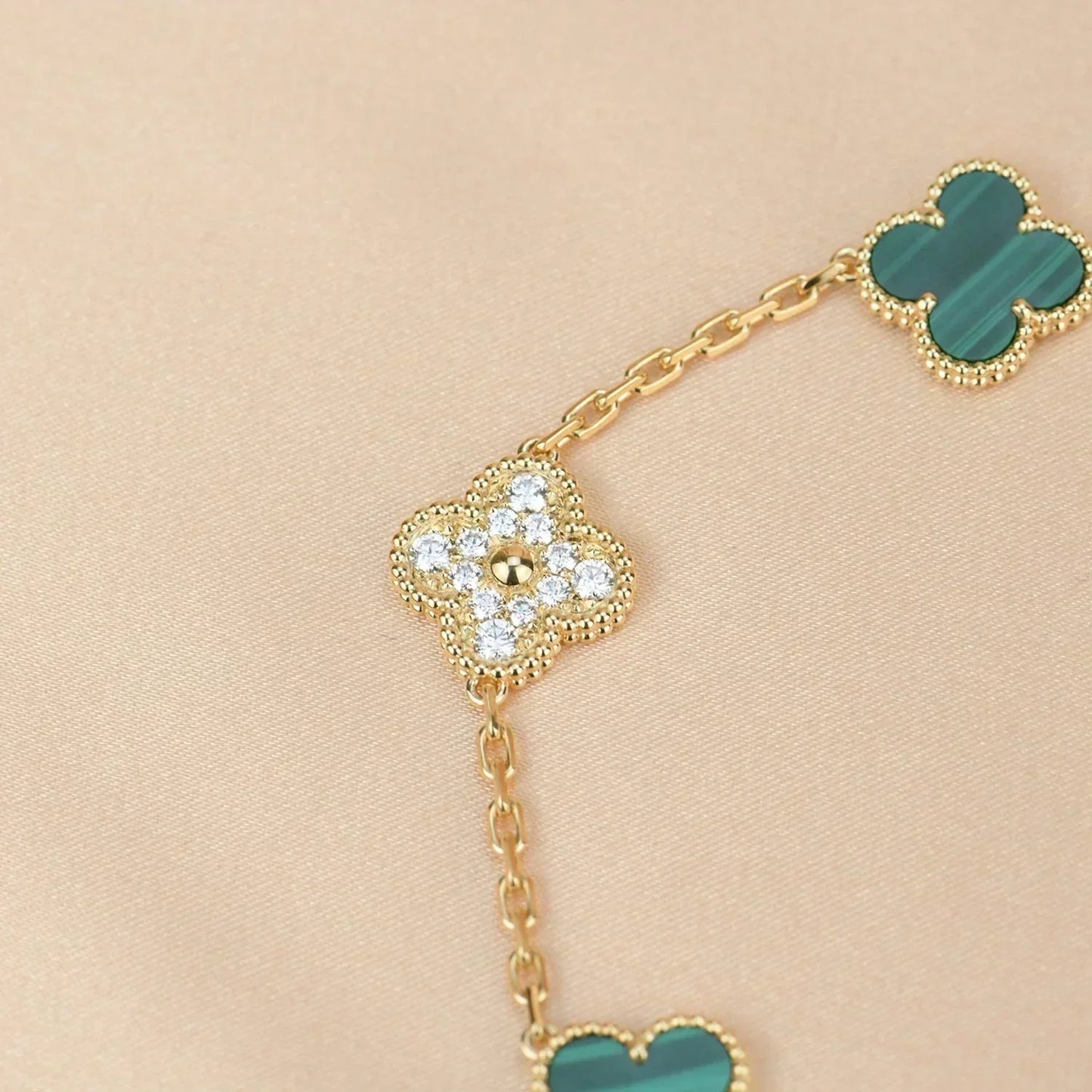 [Stars Jewelry] CLOVER 5 MOTIF MALACHITE BRACELET COLLECTION