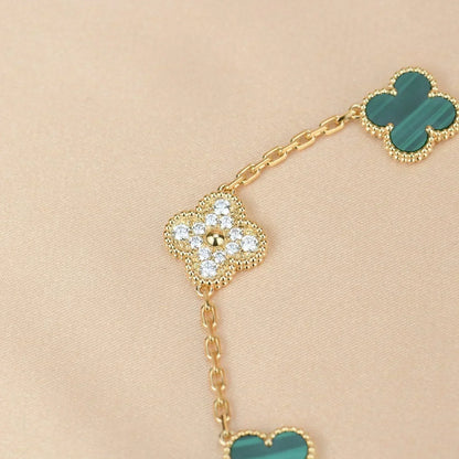[Stars Jewelry] CLOVER 5 MOTIF MALACHITE BRACELET COLLECTION