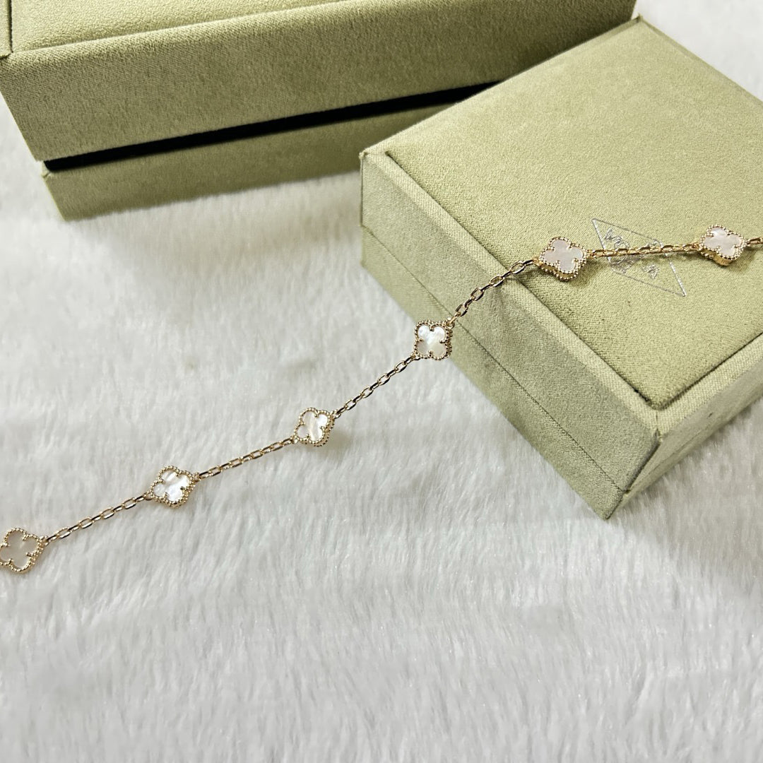 [Stars Jewelry]CLOVER 6 MOTIF WHITE MOP BRACELET