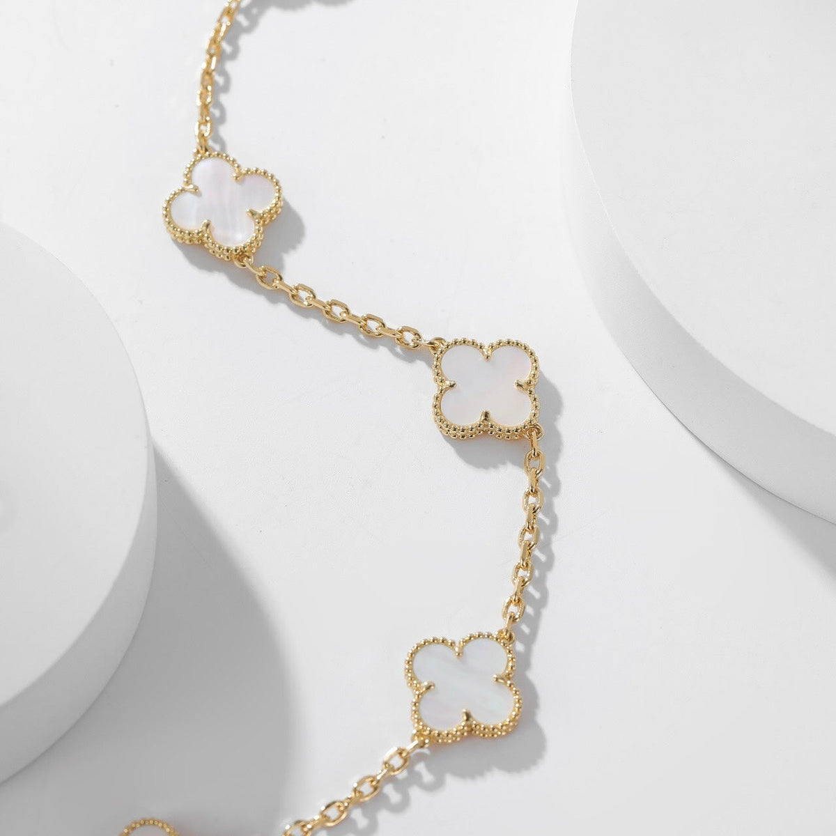 [Stars Jewelry]CLOVER 10 MOTIFS WHITE MOTHER OF PEARL NECKLACE