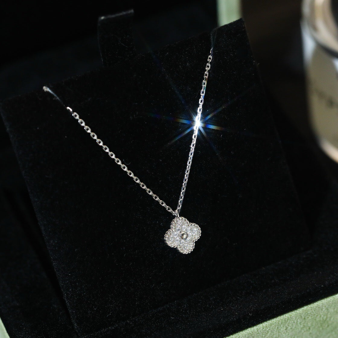 [Stars Jewelry]CLOVER MINI 9.5MM PENDANT DIAMOND NECKLACE