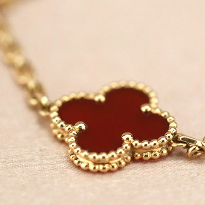 [Stars Jewelry] CLOVER 5 MOTIF RED CORNELIAN BRACELET COLLECTION