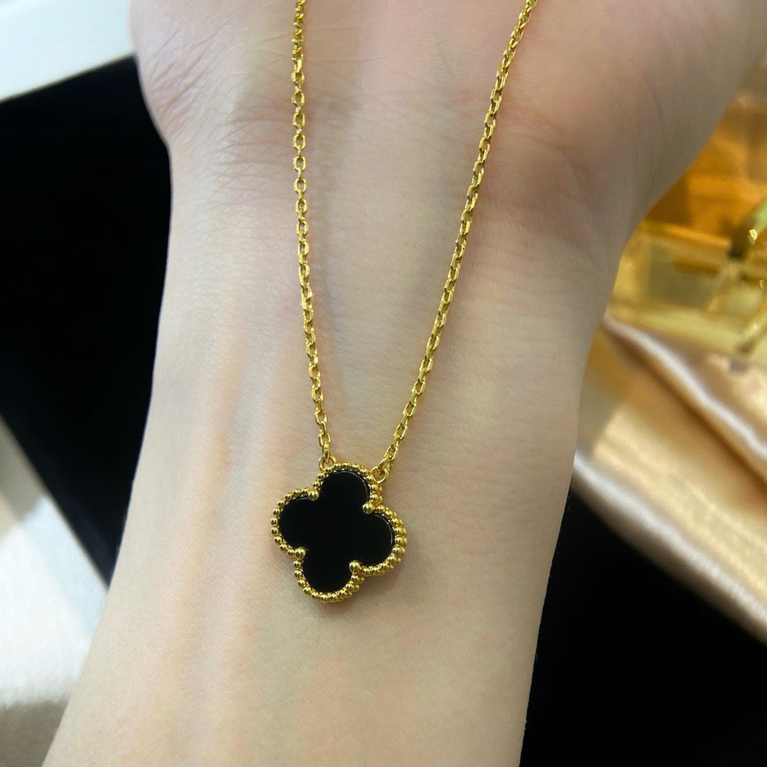 [Stars Jewelry]CLOVER 15MM BLACK ONYX SINGLE FLOWER NECKLACE