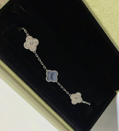 [Stars Jewelry] CLOVER 5 MOTIF PURPLE CHALCEDONY BRACELET COLLECTION