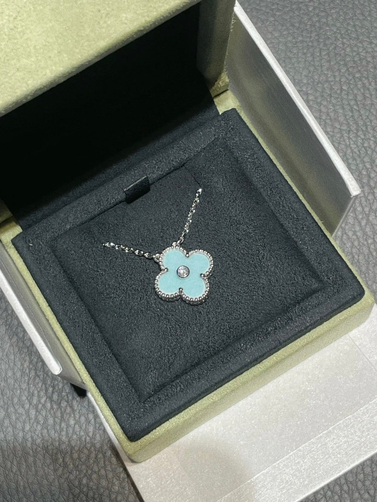 [Stars Jewelry]CLOVER 1 DIAMOND LIGHT BLUE SILVER NECKLACE
