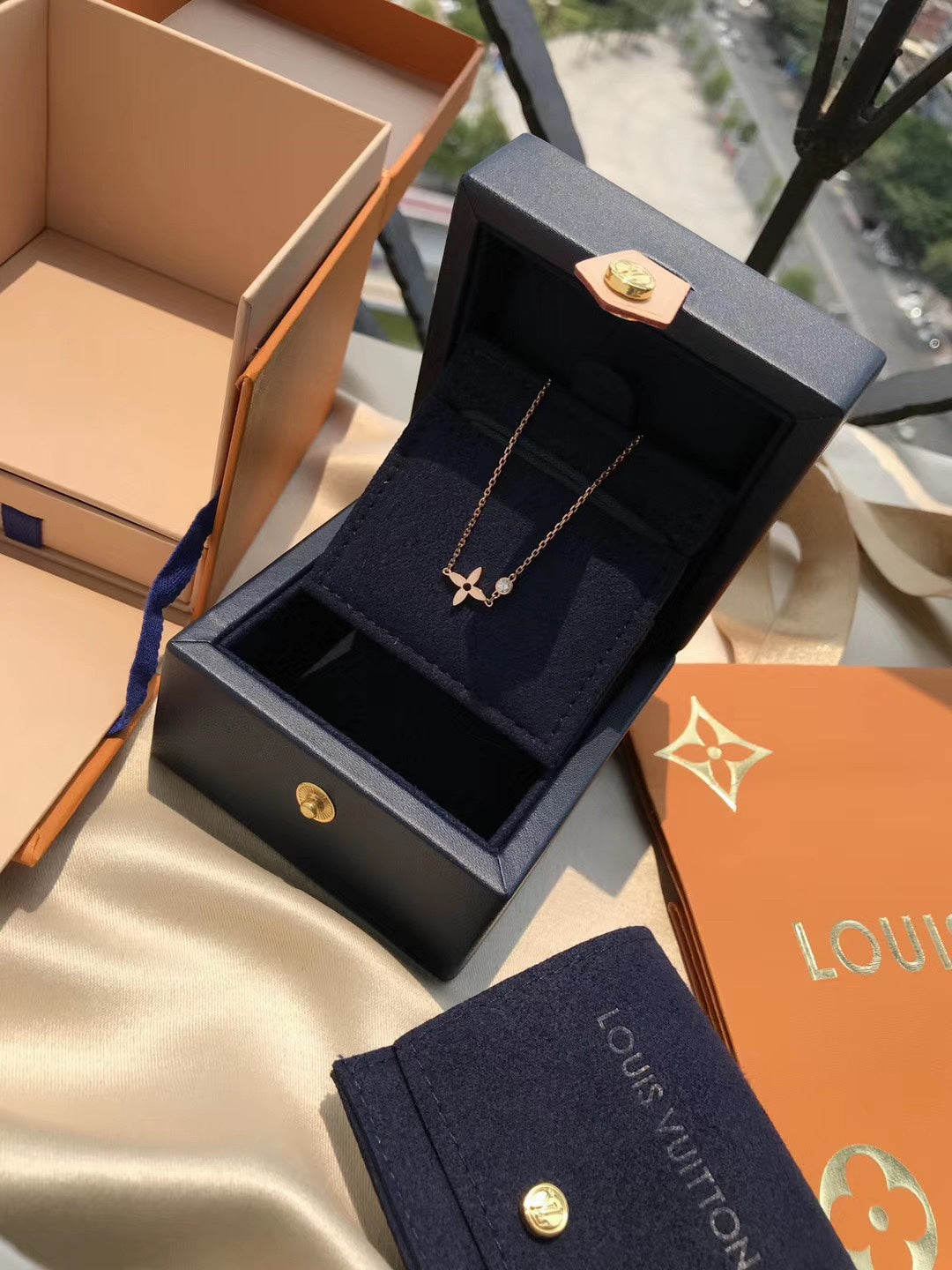 [Stars Jewelry]BLOSSOM PENDANT PINK GOLD AND DIAMOND