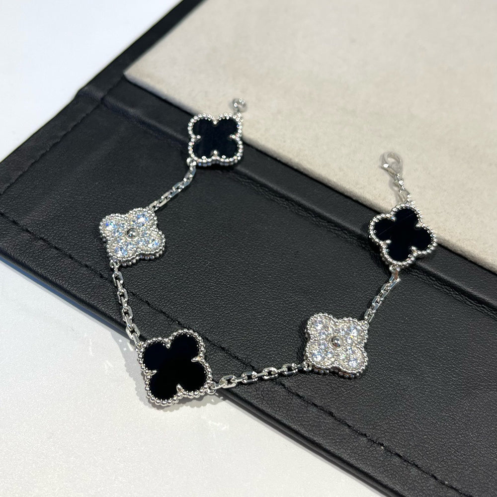 [Stars Jewelry] CLOVER 5 MOTIF ONYXS BRACELET COLLECTION