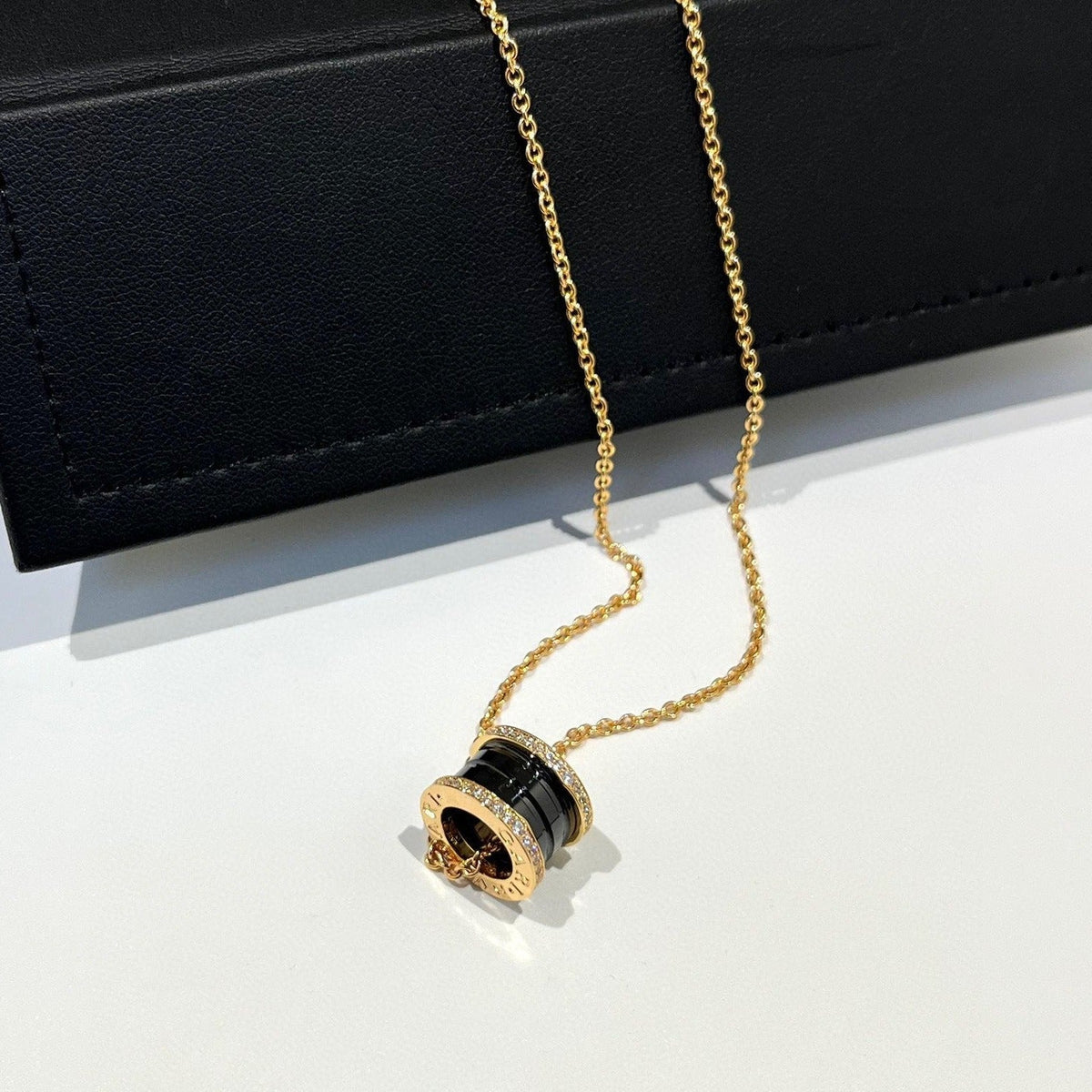 [Stars Jewelry]ZERO 1 BLACK CERAMIC DIAMOND PINK GOLD NECKLACE